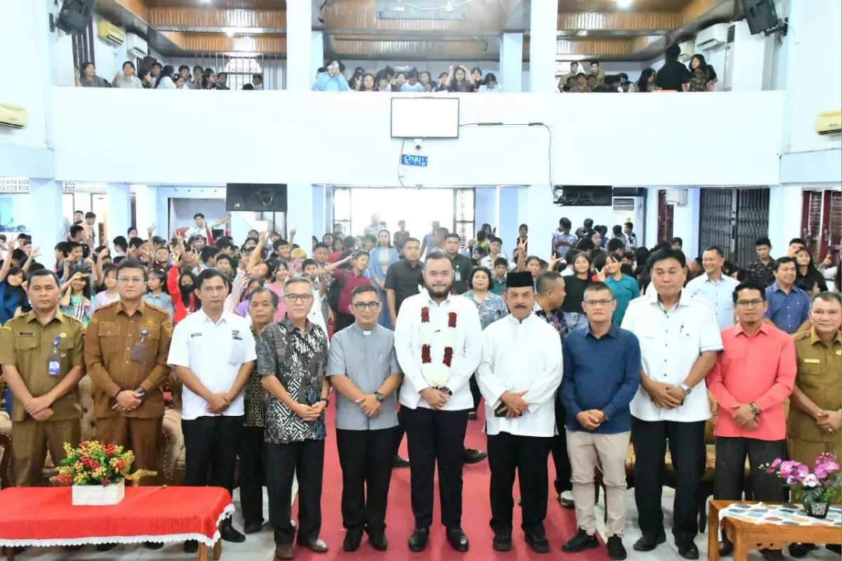 Pemkot Padang Perkuat Pendidikan Karakter Berbasis Agama untuk Generasi Muda