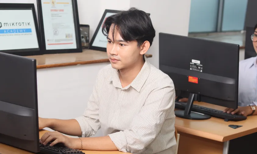 Informatika: Jalan Menuju Karier Digital yang Menjanjikan
