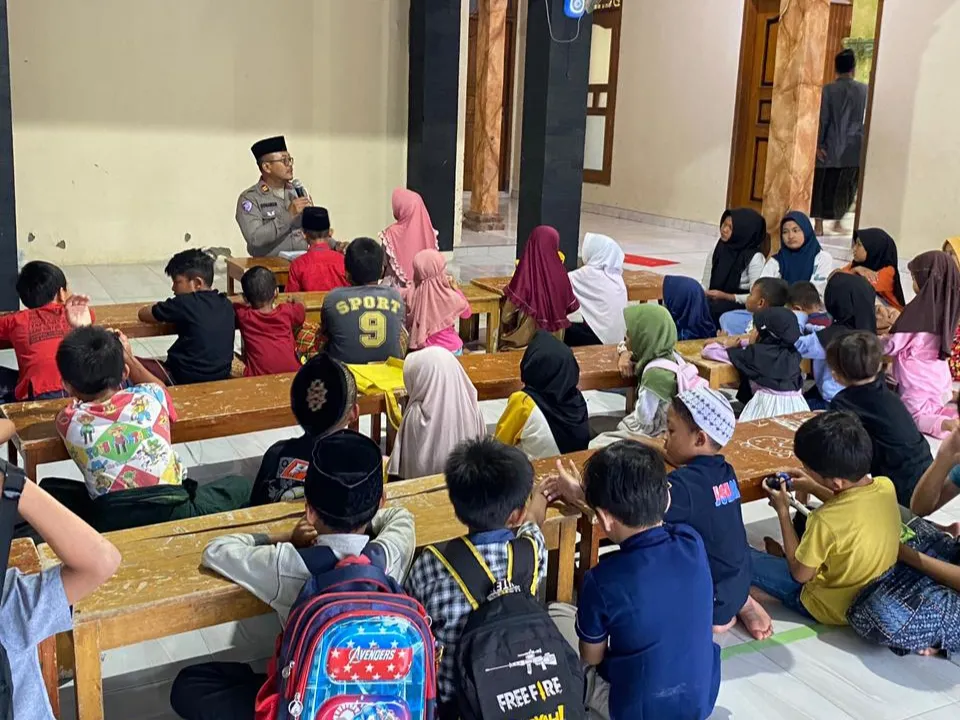 Polisi Pati Gelar Kelas Keselamatan Ramadhan untuk Anak-Anak