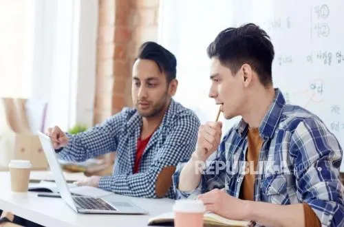 Karier Menjanjikan untuk Lulusan Sistem Informasi di Era Digital