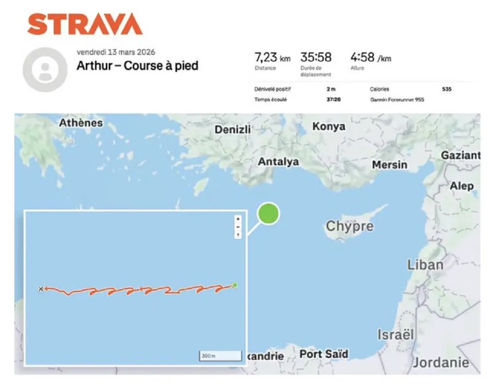 Rute Lari Pelaut Ungkap Posisi Kapal Induk Prancis
