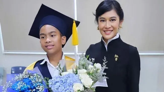 Kisah Inspiratif Artis Indonesia Mendampingi Anak Penyandang Autisme