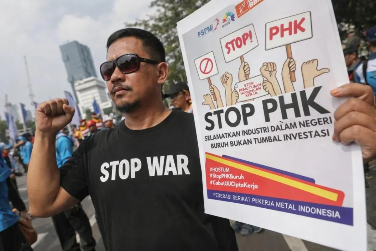 Penutupan Selat Hormuz Picu Ancaman PHK bagi Buruh Indonesia