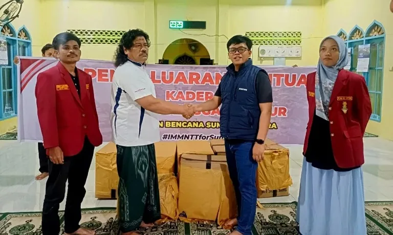 DPD IMM Sumut Berikan Bantuan bagi Korban Bencana Tapsel