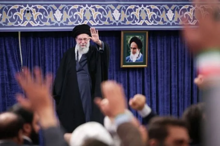 Kematian Ayatollah Ali Khamenei: Dampak Besar bagi Iran dan Timur Tengah