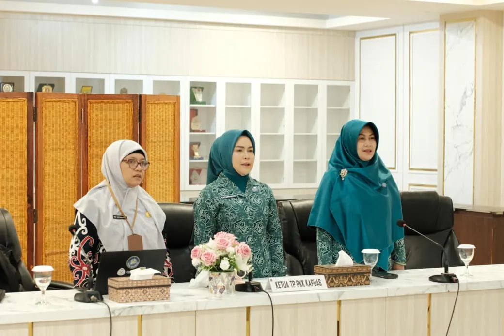 Sosialisasi Pembangunan Keluarga Daring oleh Ketua TP PKK Kapuas