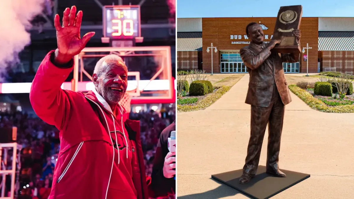 Universitas Arkansas Bangun Patung Nolan Richardson di Bud Walton Arena