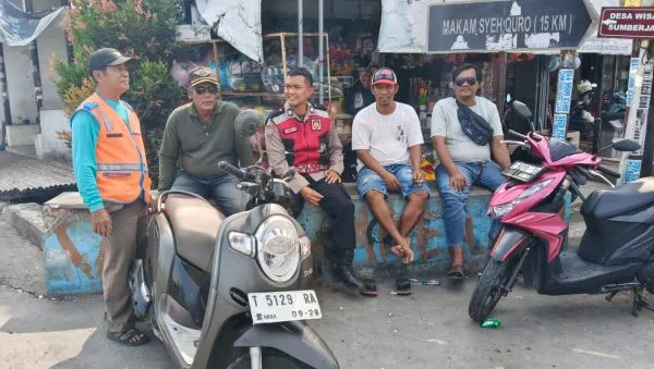Bhabinkamtibmas Kotabumi Laksanakan Patroli untuk Jaga Keamanan Wilayah