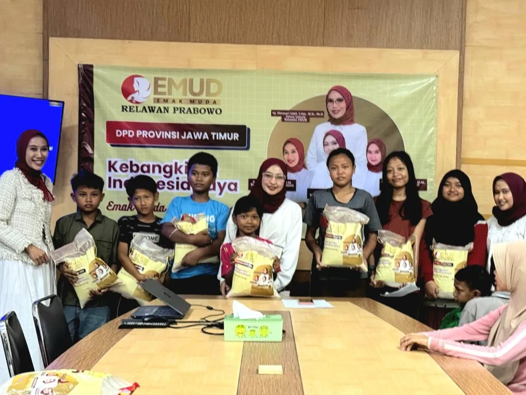 DPD EMUD Prabowo Bagikan Ratusan Ribu Paket Beras untuk Dukung Program MBG