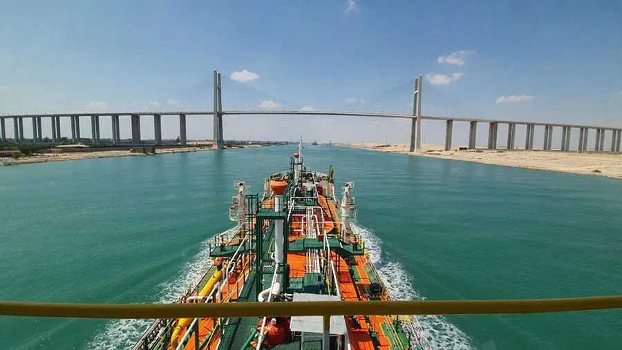 Bahlil Tempuh Diplomasi untuk Keluarkan Kapal Pertamina dari Selat Hormuz