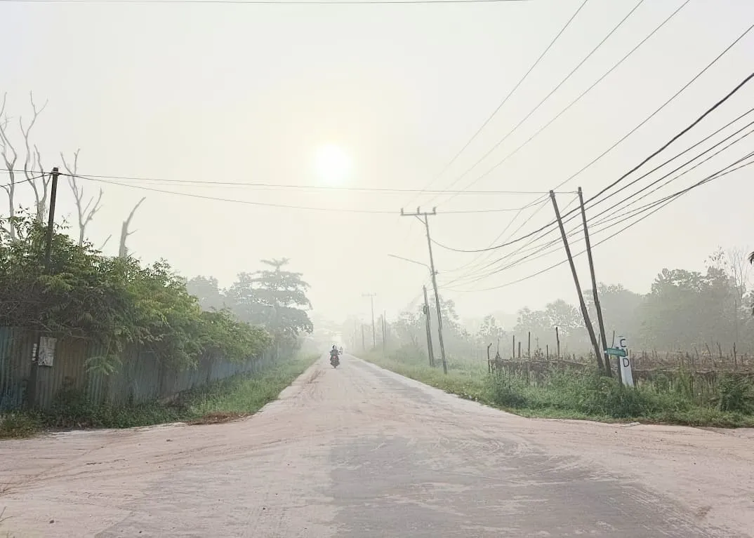 Kabut Tebal Selimuti Sampit, Jarak Pandang Hanya 500 Meter