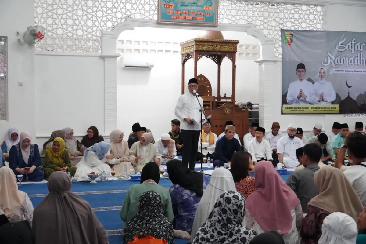 Gubernur Lampung Ajak Warga Perkuat Persatuan Lewat Safari Ramadan
