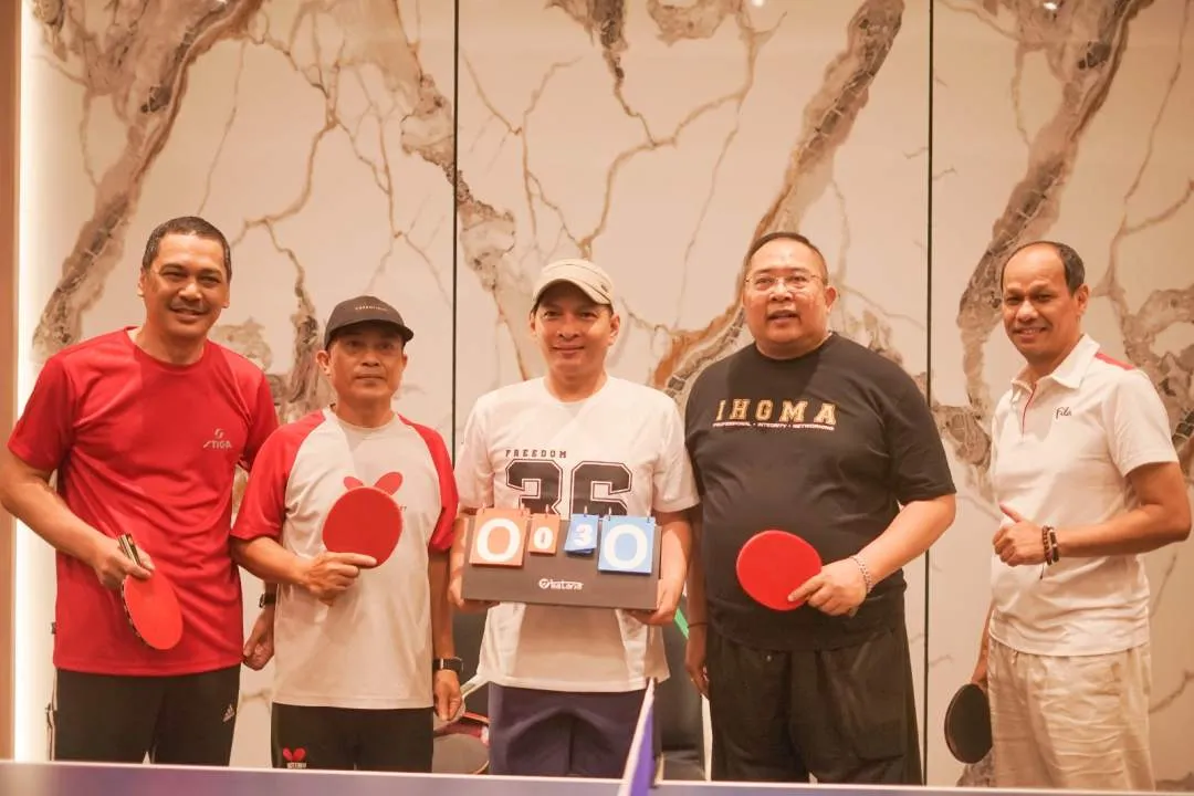 Sinergi Dispar Kaltim dan IHGMA Terjalin Melalui Laga Persahabatan Tenis Meja
