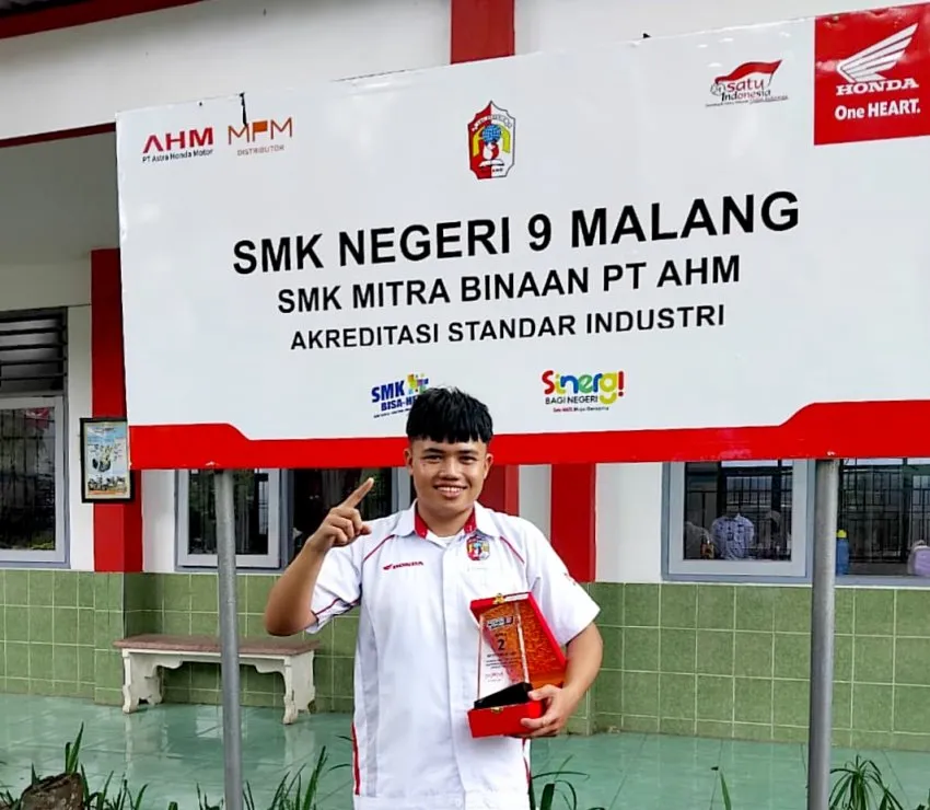 Siswa SMK Negeri 9 Malang Raih Beasiswa di Polman Astra