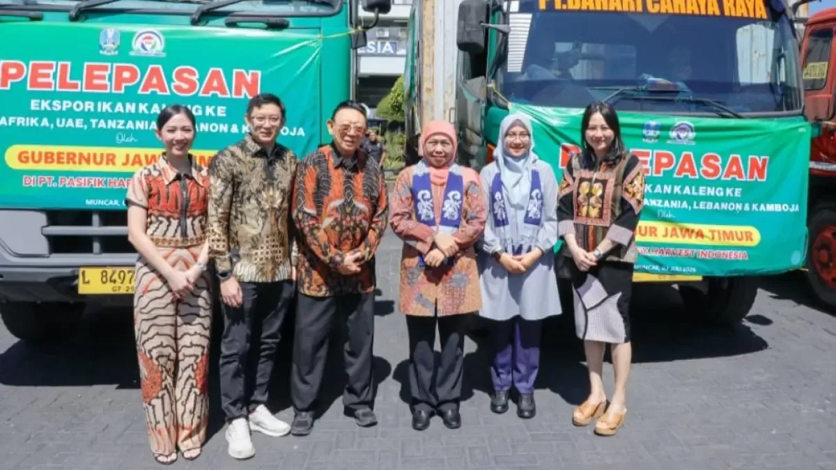 Gubernur Khofifah Lepas Ekspor 405 Ton Ikan Kaleng ke Pasar Internasional