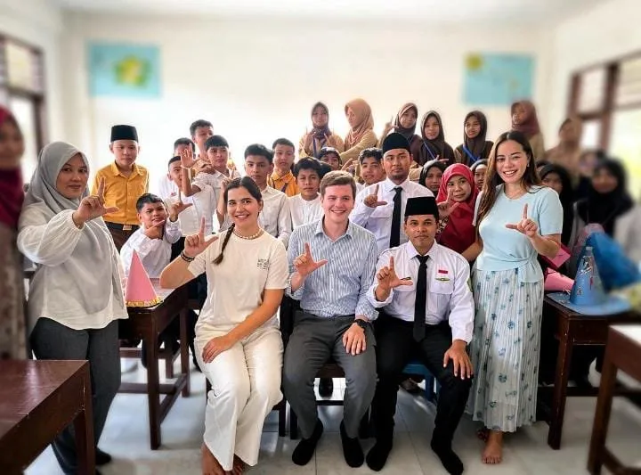 Motivasi Spesial di Hari Kedua MPLS di SMP Sains Lombok Islamic School