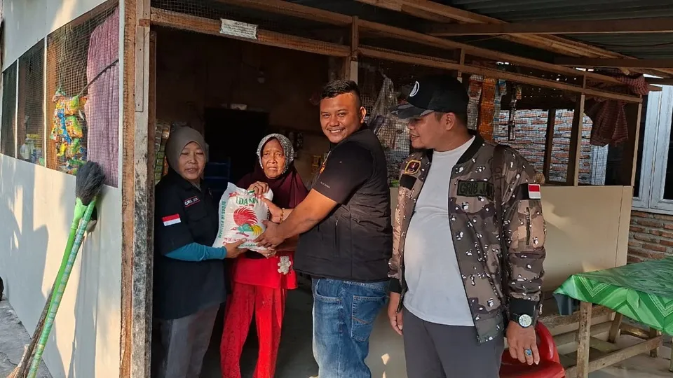 Aksi Kemanusiaan Ketua GRIB Desa Lestari: Penyaluran 60 Sak Beras dan Santunan untuk Warga Terdampak