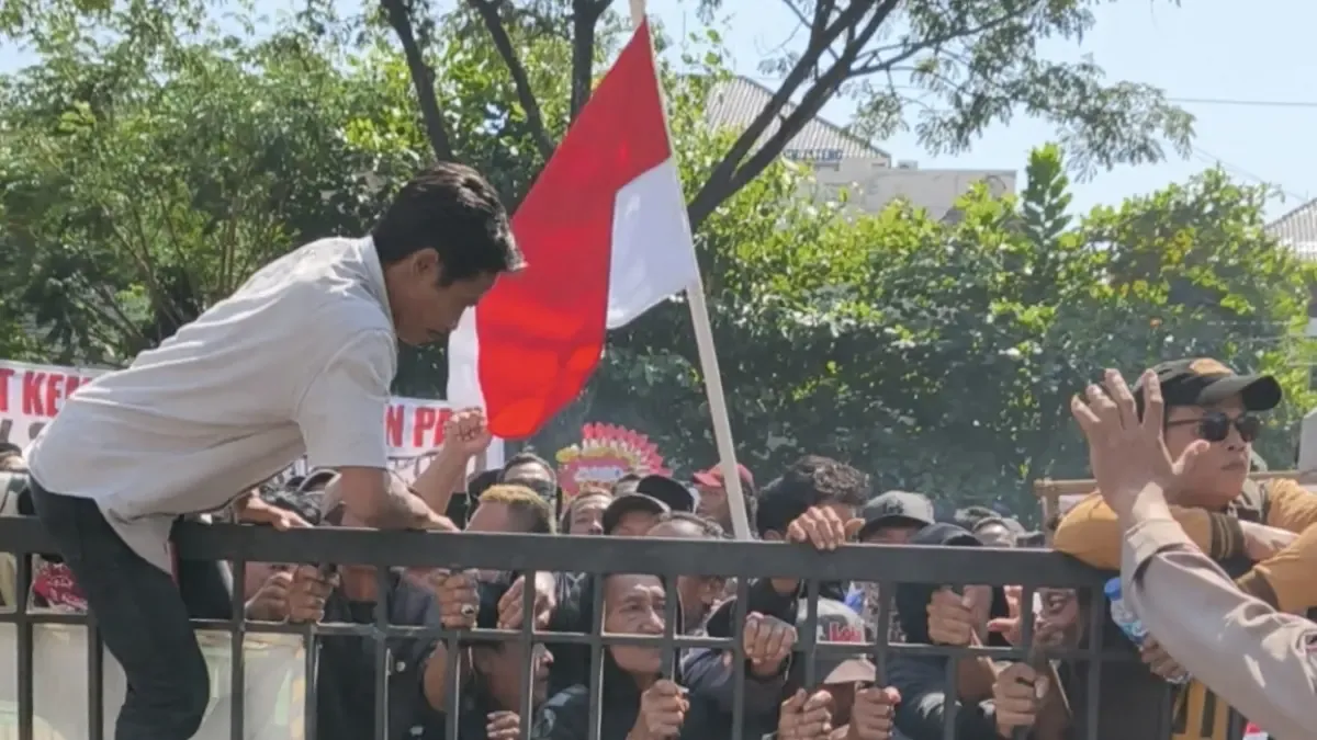 Sidang Korupsi Sudewo Dihadiri Pendukung Meski Ada Ancaman Gangguan