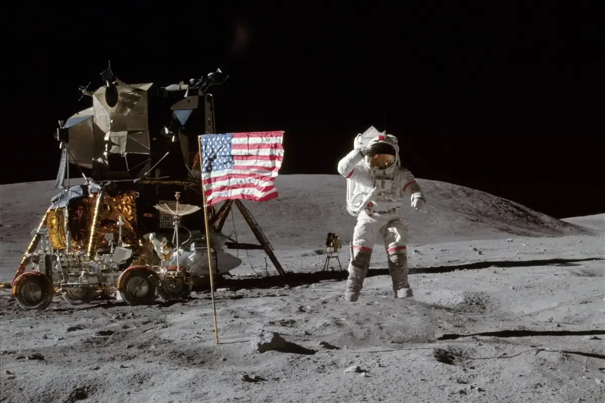 NASA Cari Relawan untuk Simulasi Misi Bulan dan Mars Selama Setahun