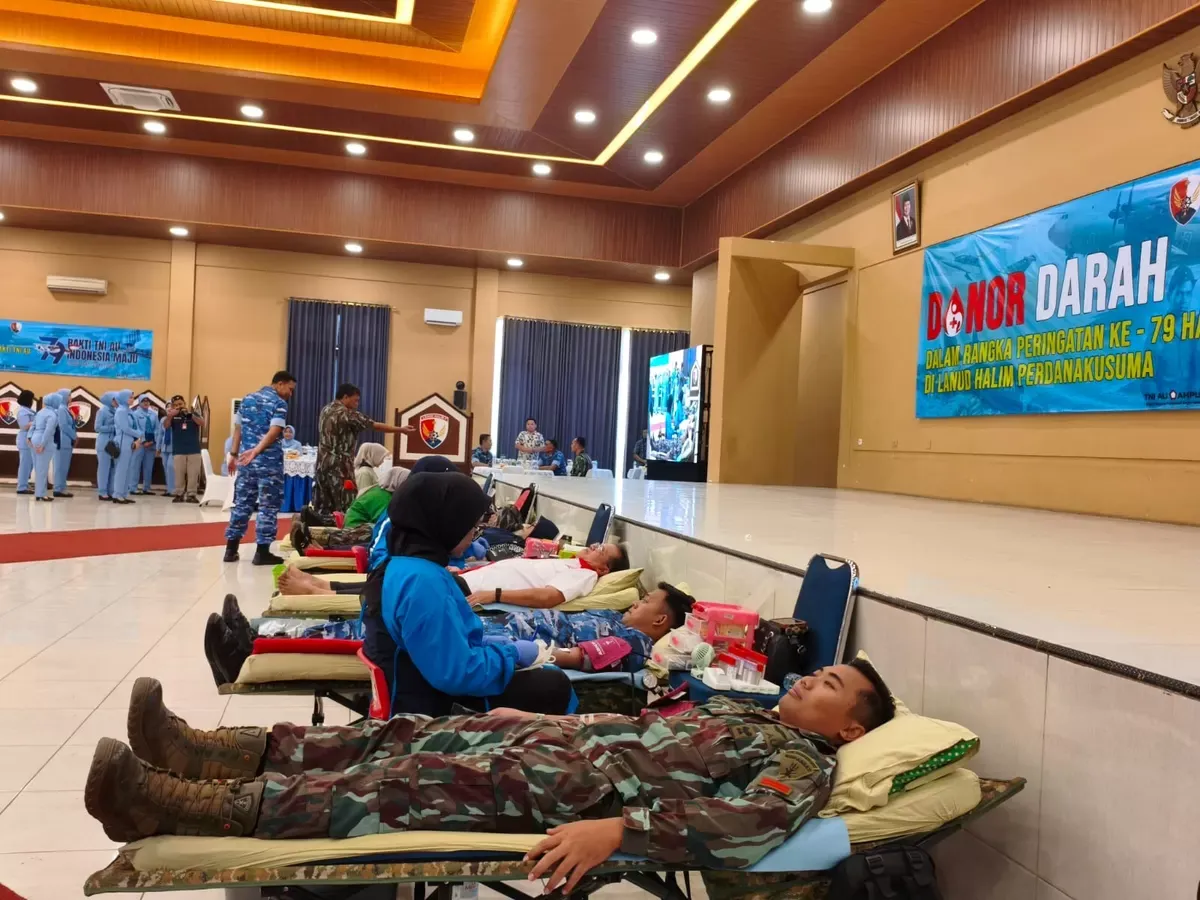 Lanud Halim Perdanakusuma Gelar Donor Darah Sambut Hari Bakti ke-79 TNI AU