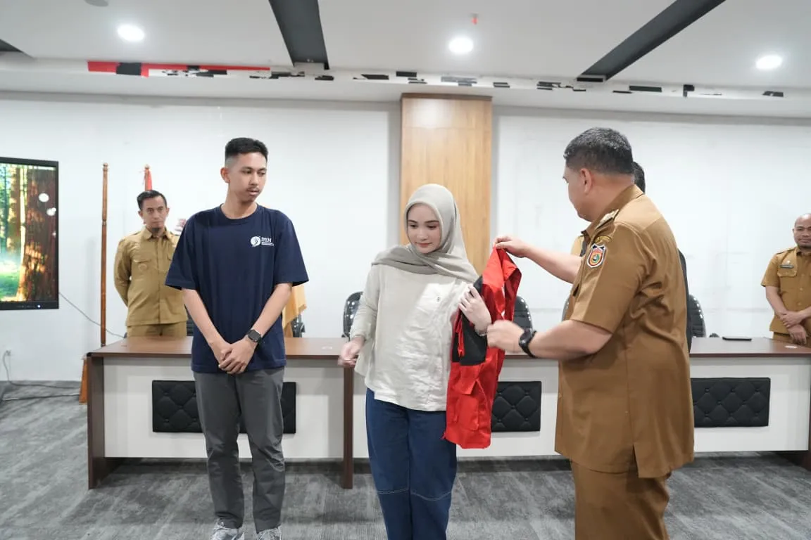 Mahasiswa KKN Unhas Diharapkan Jadi Agen Zero Waste dan Urban Farming di Makassar
