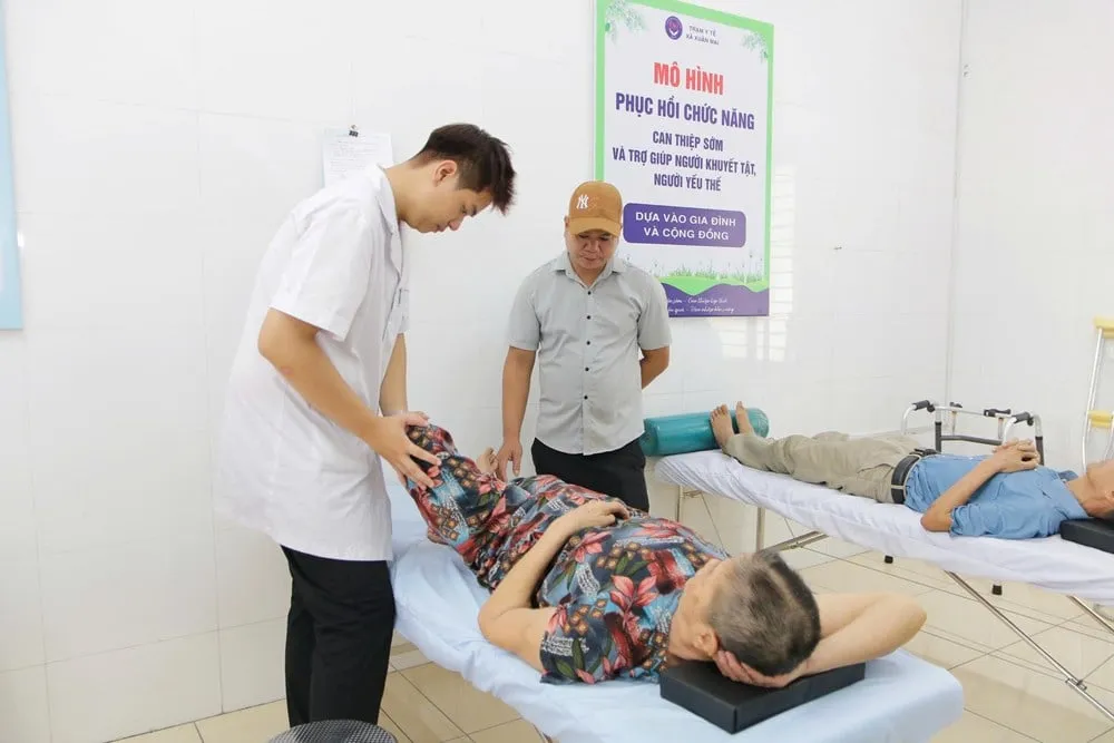 Hanoi Ujicoba Model Rehabilitasi Berbasis Komunitas untuk Kelompok Rentan