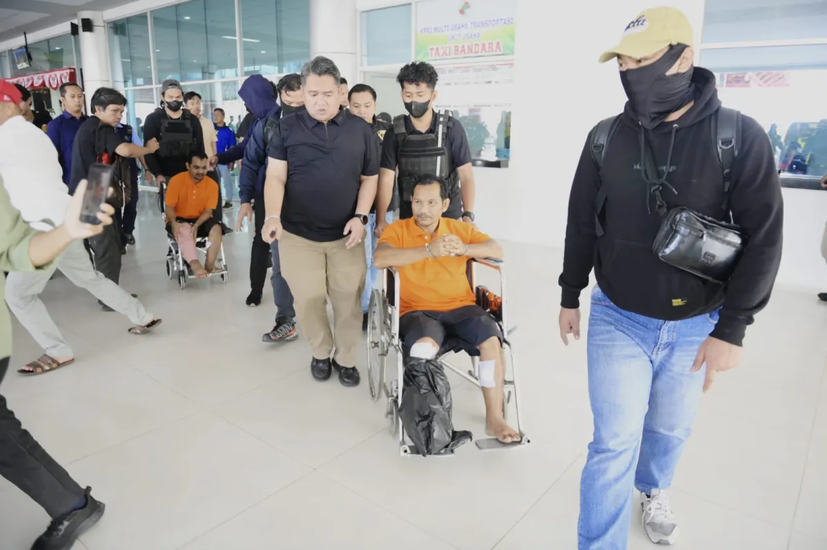 Tiga Tersangka Utama Pembunuh Anggota Polres Katingan Tiba di Palangka Raya
