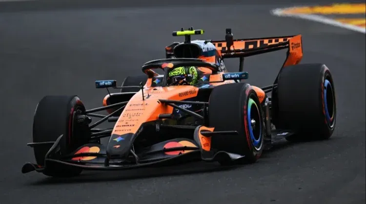 Lando Norris Dihukum Turun 10 Posisi di GP Belgia Karena Penalti Komponen Mesin