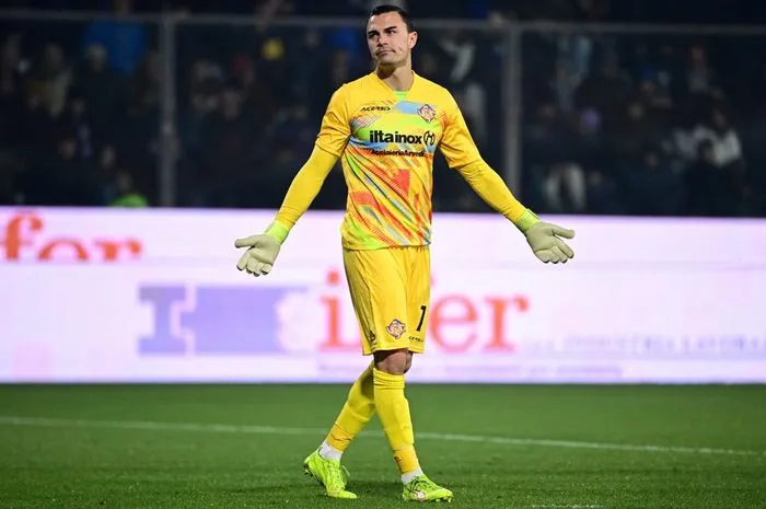 Persaingan Kiper di Como: Emil Audero Kembali Hadapi Jean Butez