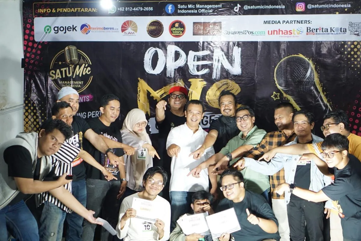 Open Mic Challenge 2026: Ahmad Akbar Raih Juara Pertama di Ajang Stand Up Comedy Makassar
