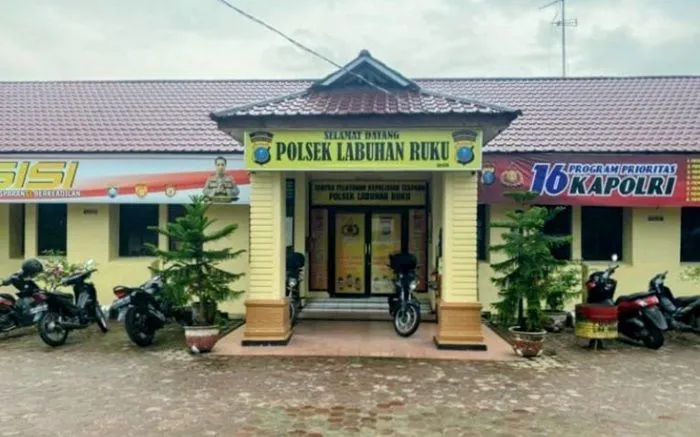 Polsek Labuhan Ruku dan Pemerintah Desa Bersinergi Cegah Tawuran di Tanjung Tiram