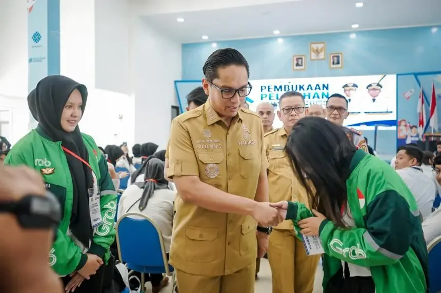 Rico Waas Dorong Pelatihan Kerja Inklusif untuk Warga Medan