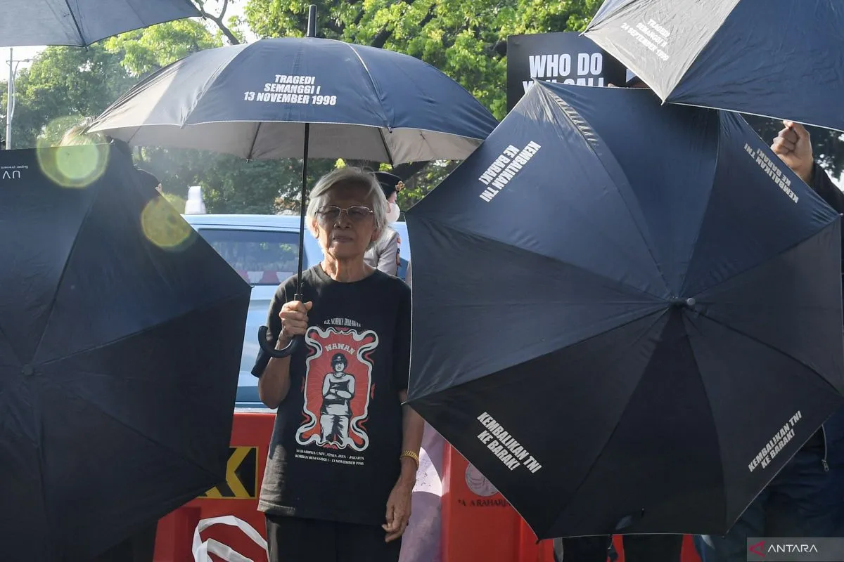 Aksi Kamisan ke-916 di Istana Merdeka