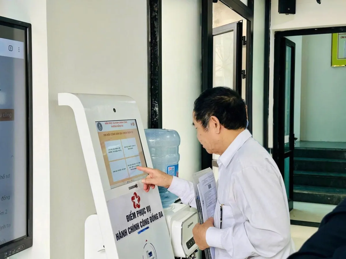 Transformasi Digital Mempermudah Pelayanan Publik di Vietnam