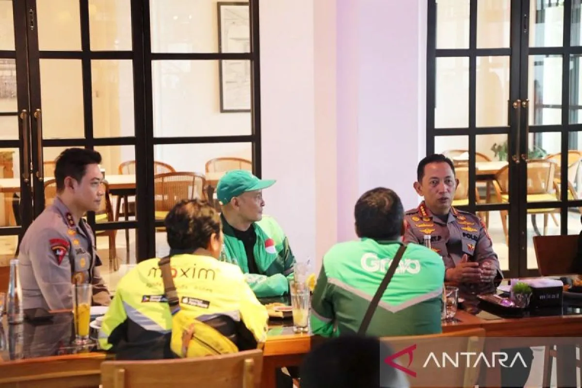 Kapolri Ajak Pecalang dan Komunitas Ojol Perkuat Kamtibmas Bali