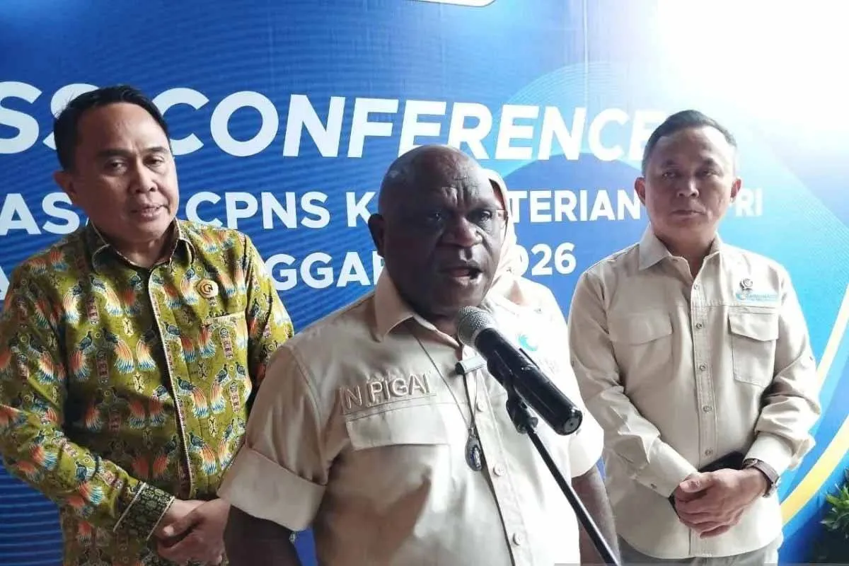 Natalius Pigai Tantang Uceng Debat Ilmiah Soal HAM