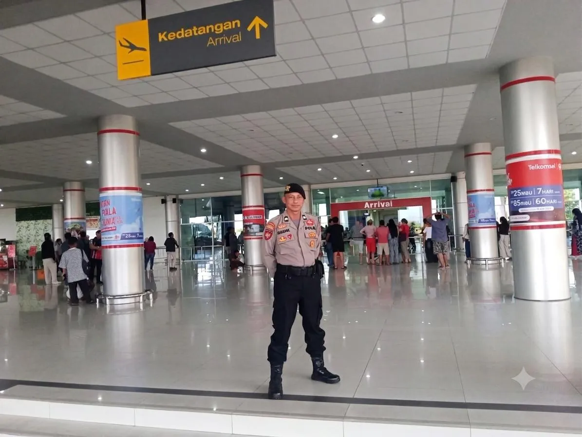 Pengamanan Transportasi di Bandara Tjilik Riwut oleh Satpamobvit Polresta Palangka Raya