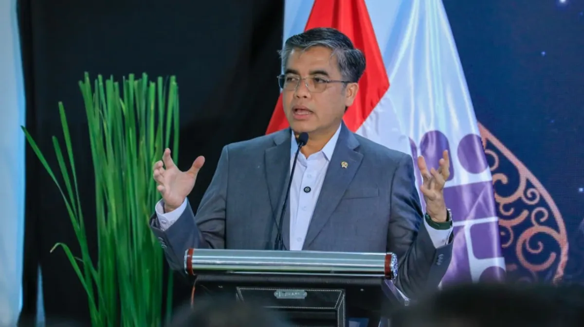 Menaker Yassierli Bertolak ke India untuk Pertemuan BRICS