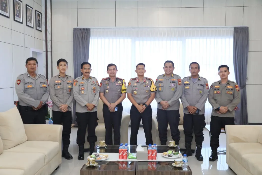Kapolda Bengkulu Berikan Doa Restu kepada Atlet Tenis Lapangan Polda Bengkulu untuk Kejuaraan Nasional Kapolri Cup 2026