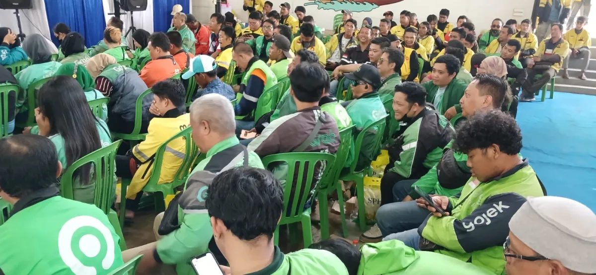 Hak Penumpang dalam Akses Transportasi Online di Bandara Juwata Ditekankan