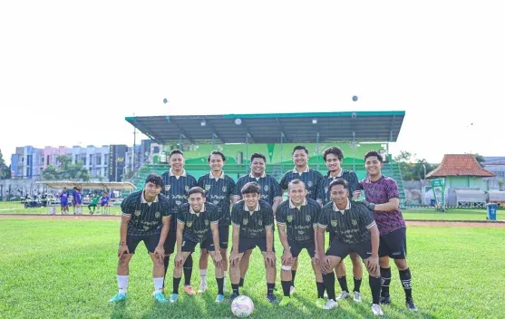 Keceriaan Fun Football di Stadion Bersejarah Jenggolo