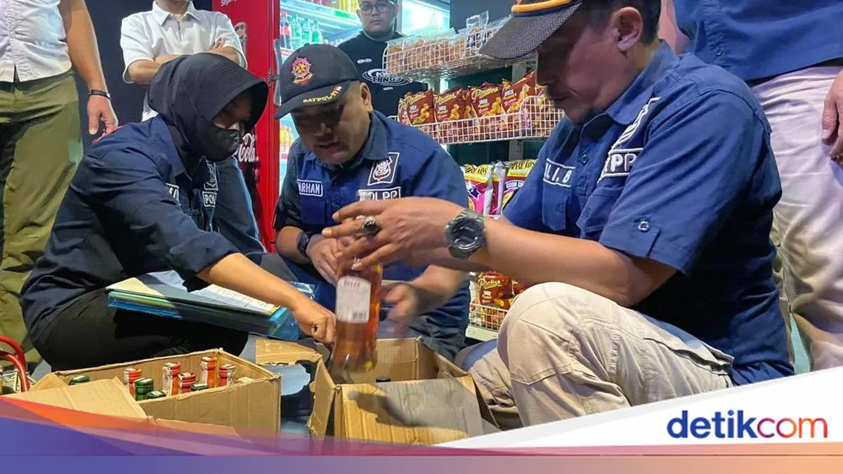 Satpol PP Razia Tempat Hiburan Malam di Bogor, Temukan Miras Tanpa Izin