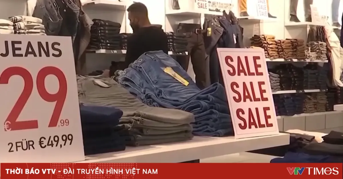 Uni Eropa Larang Pemusnahan Pakaian dan Alas Kaki yang Tidak Terjual