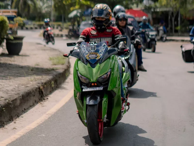Anak Muda Kalimantan Hobi Modifikasi Aksesoris Motor Yamaha
