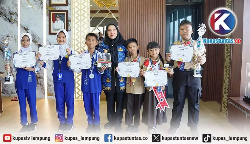 Siswi SD Bandar Lampung Raih Medali Emas dan Perak di Olimpiade Robot Dunia