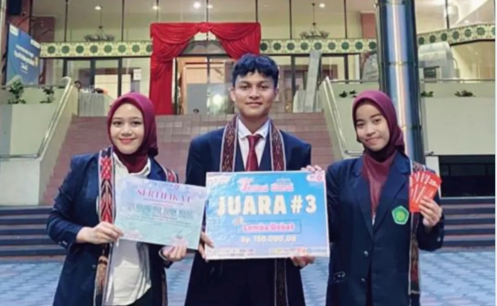 Tim UIN Malang Raih Juara 3 Debat Nasional dengan Isu Kecerdasan Buatan