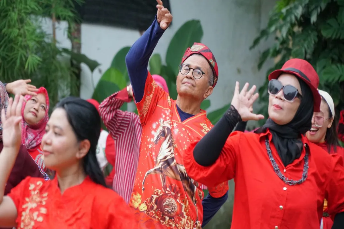 Komunitas Senam Dahlan Iskan Rayakan Cap Go Meh dengan Senam dan Buka Puasa