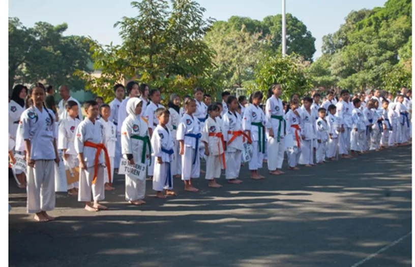 SDN 3 Turen dan SDS Taman Siswa Dampit Raih Juara di Kejuaraan Karate Antar Pelajar