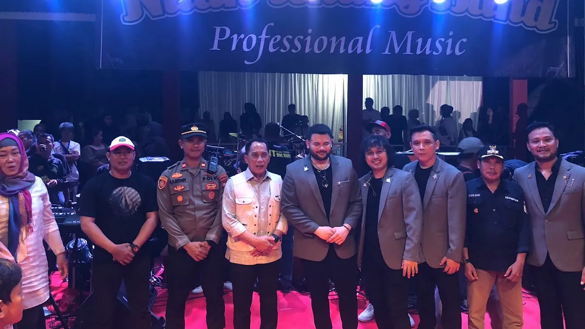 Polres Kapuas Hulu Amankan Hiburan Rakyat Ridho Roma dan Sonet 2 Band di Pengkadan