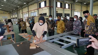 Kendal Sinergikan Pendidikan dan Industri untuk Tingkatkan Kualitas Tenaga Kerja